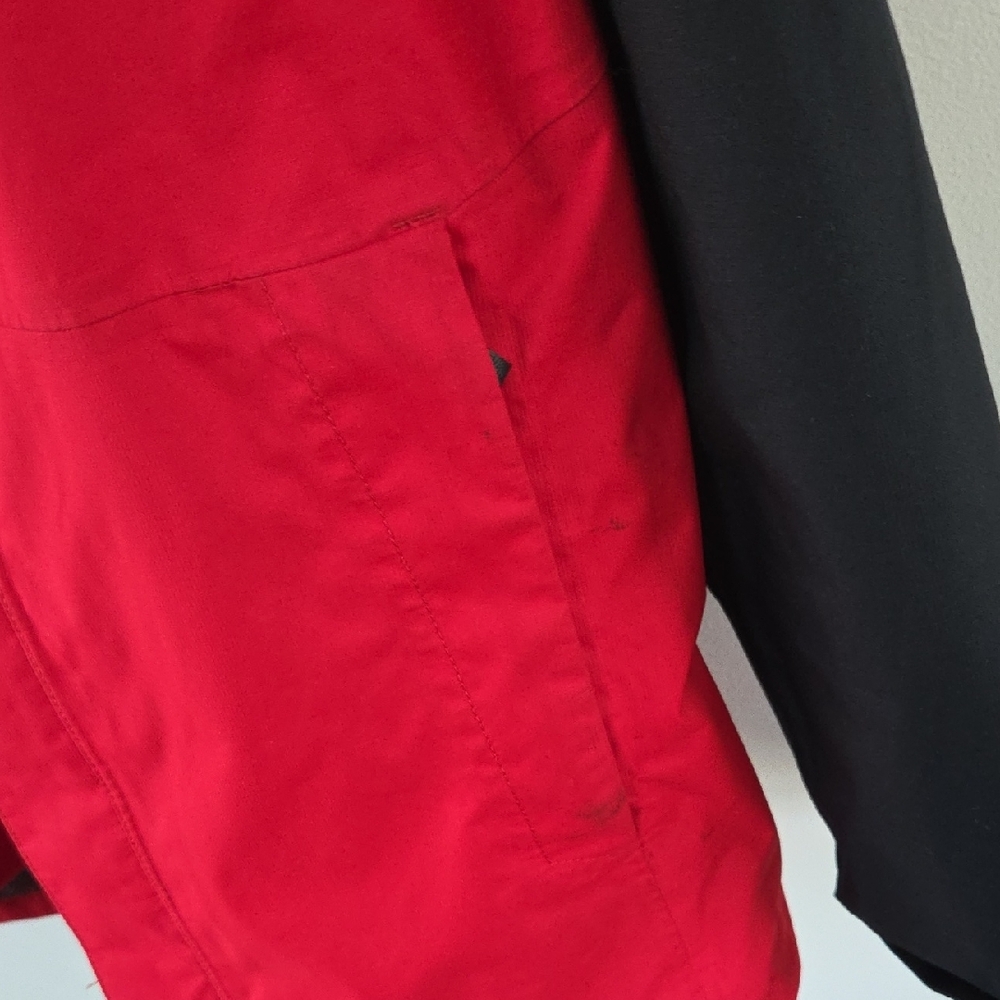 2 In 1 The North Face Boys Size 14/16 Red and Black Performance Jacket & Fleece - Picture 16 of 16